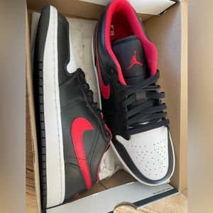 Men’s Nike Air Jordan 1 Low